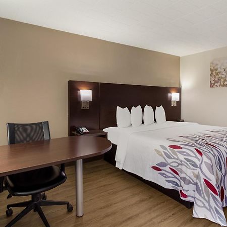 Red Roof Inn Нью-Стентон Екстер'єр фото