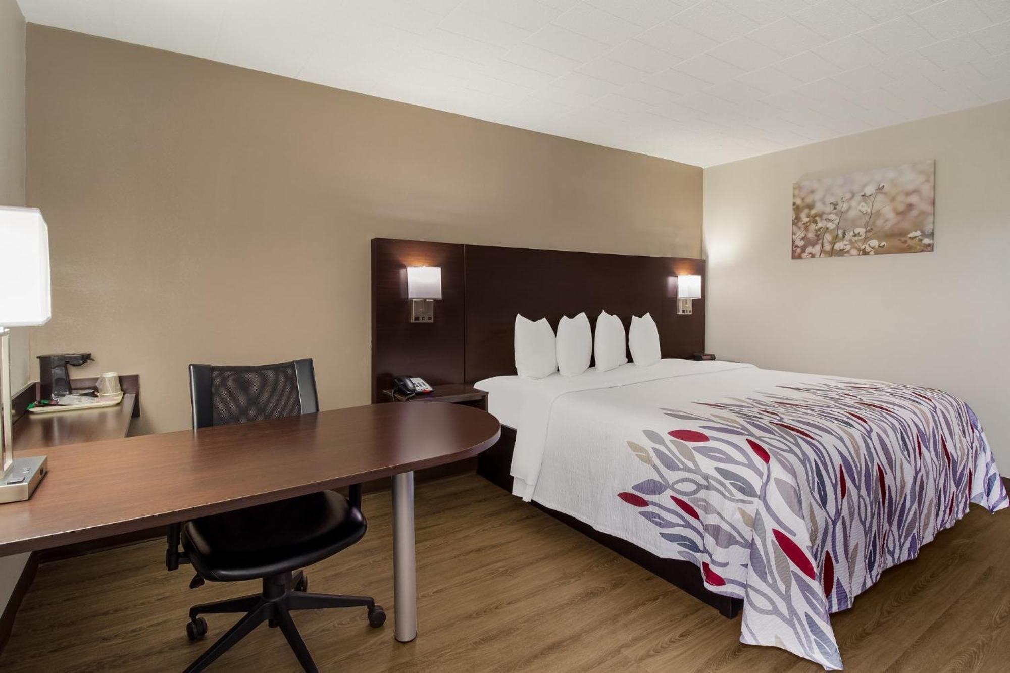 Red Roof Inn Нью-Стентон Екстер'єр фото