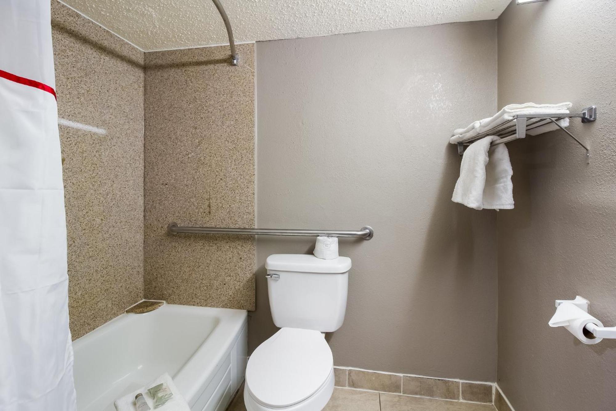 Red Roof Inn Нью-Стентон Екстер'єр фото