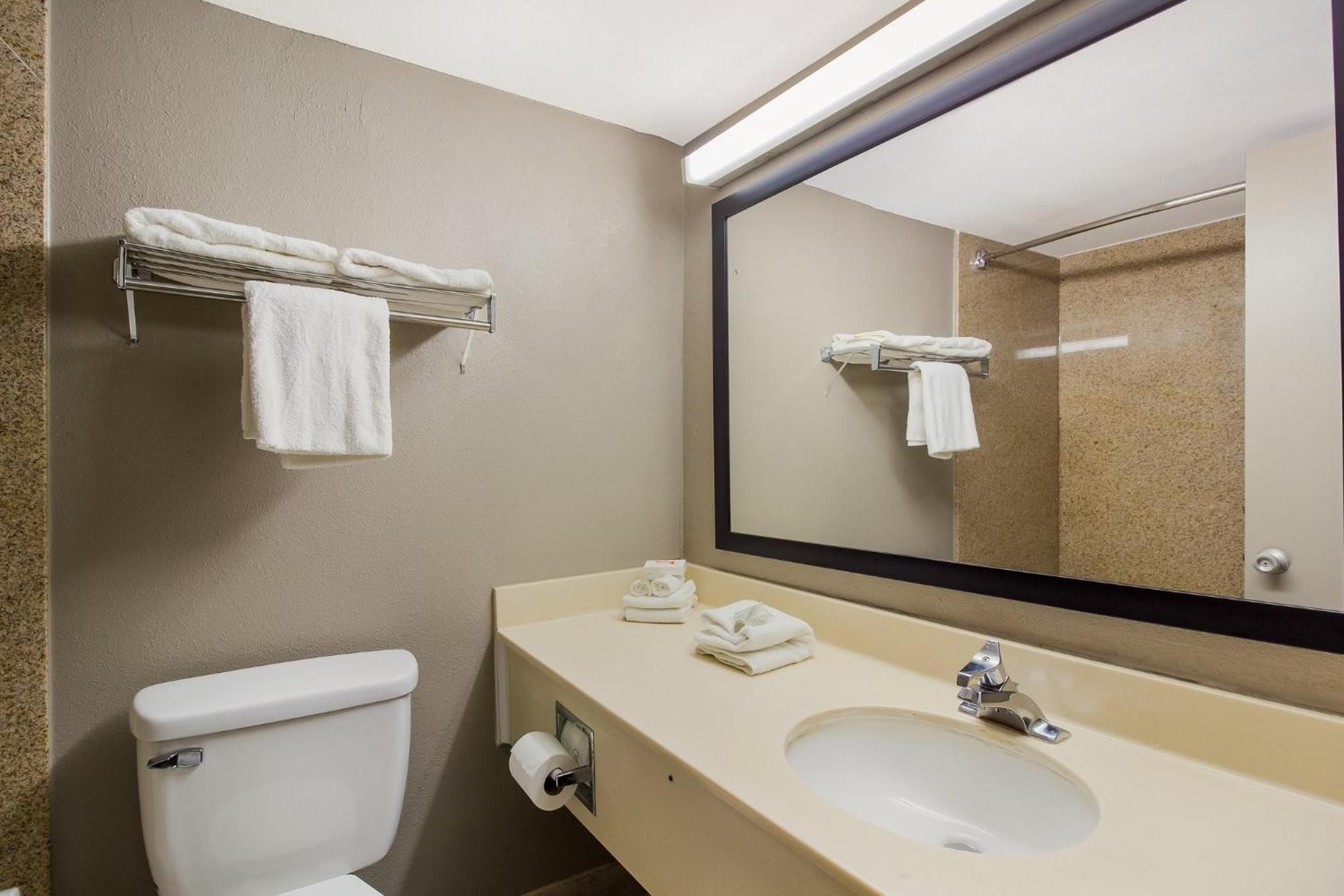 Red Roof Inn Нью-Стентон Екстер'єр фото