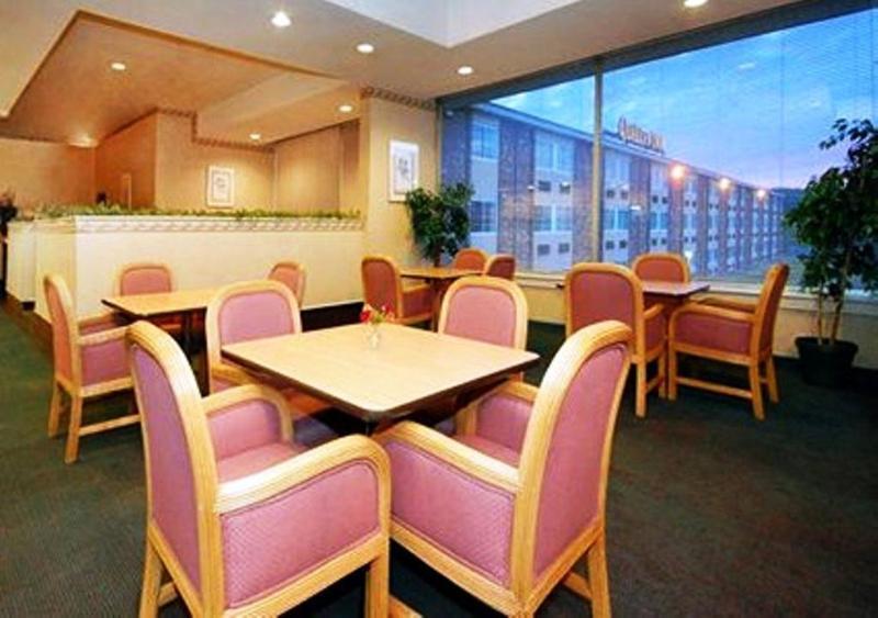 Red Roof Inn Нью-Стентон Екстер'єр фото