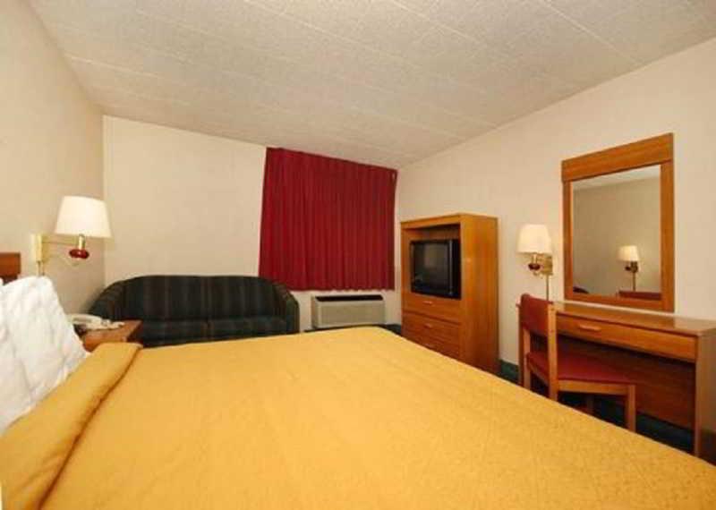 Red Roof Inn Нью-Стентон Екстер'єр фото