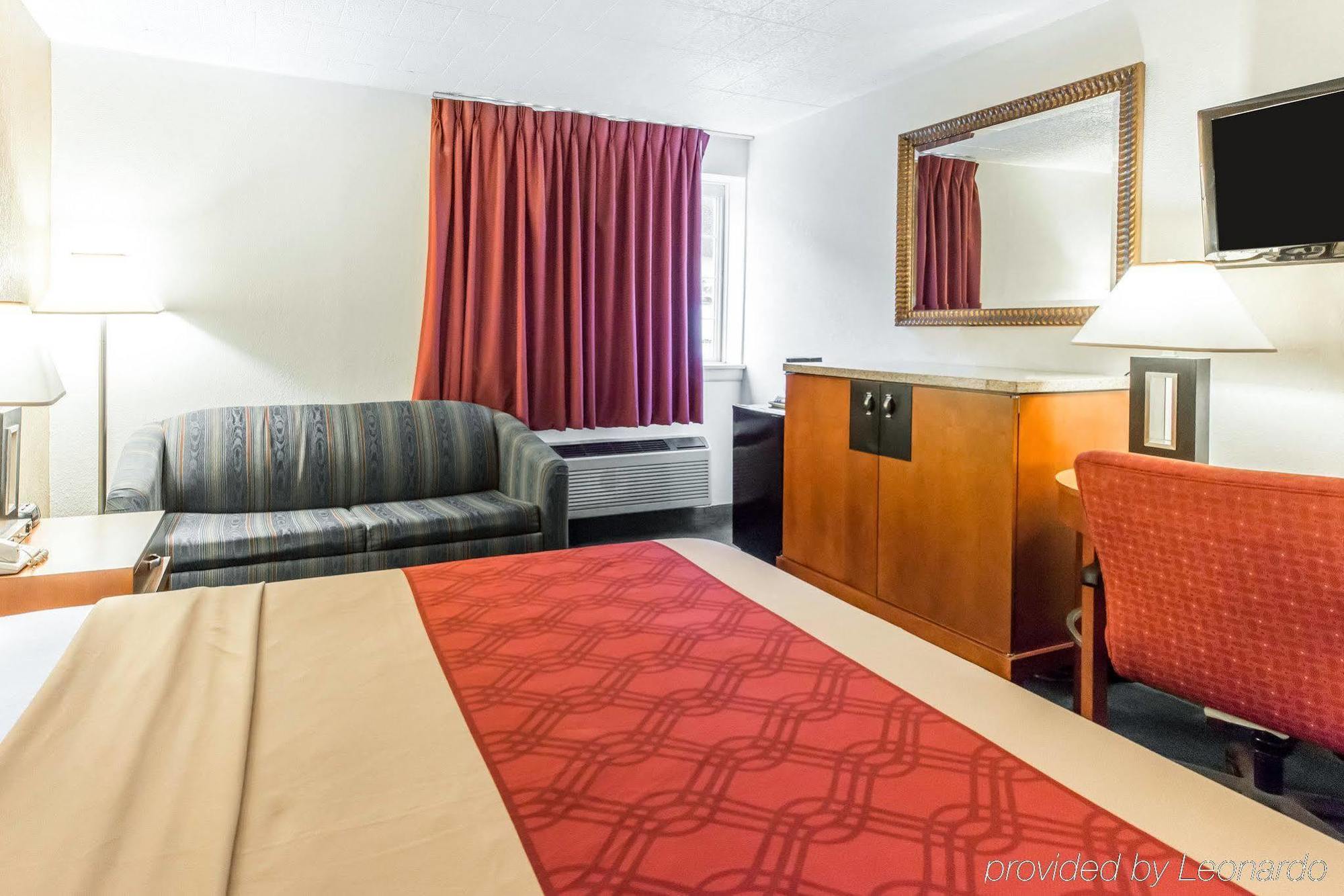 Red Roof Inn Нью-Стентон Екстер'єр фото