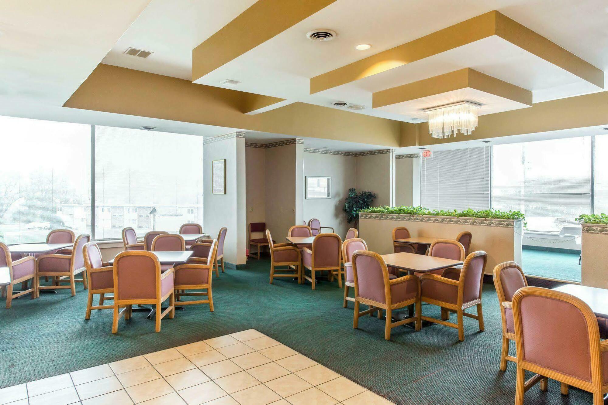 Red Roof Inn Нью-Стентон Екстер'єр фото